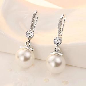 Künstliche Perlenohrringe Mit S999 Reinsilber Ohrstecker Zirkon Französisch Vintage Elegant Hängende Schmuck Für Damen