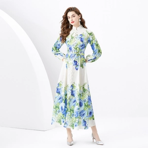 Vintage-Maxikleid mit Blumenmuster, Stehkragen und langen Ärmeln für den Urlaub