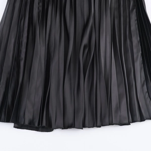 Sweet black pleated mesh maxi skirt with elegant flocking details and high waist design
