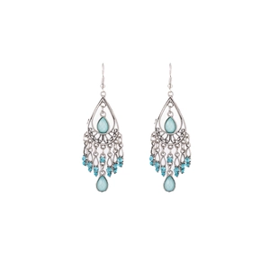 Boucles d'oreilles bohèmes en argent antique avec pierres bleues et détails de glands