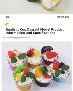 Vue détaillée de modèles de desserts artificiels avec fruits et crème en coupelles