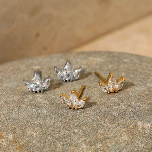 Boucles D'Oreilles Marquise Zircon Trois Feuilles Acier Inoxydable Placage Or Vide Bijoux Mode Femmes