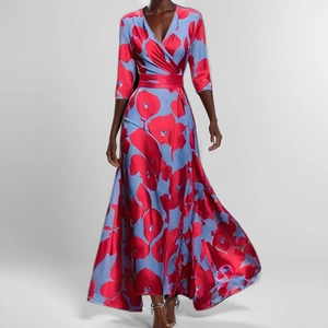 Elegant V-neck floral maxi dress with long sleeves and a slimming waist tie belt