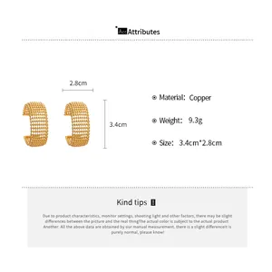 Detailed size chart for C-shaped earrings showing 3.4cm height and copper material specs