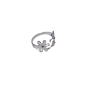 Bague ouverte tournesol minimaliste en acier titane argenté avec motif floral poli