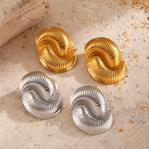 Stainless Steel Shell Texture Wave Design Stud Earrings 18K Gold Plated Geometric Fashion Beach Jewelry For Women