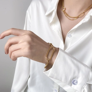 Minimalist chunky chain link necklace and bracelet set in polished gold finish