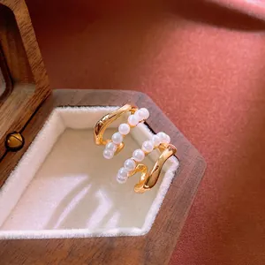 Orecchini A Cerchio A C A Strati In Stile Francese Con Perla Artificial Sintetica E Perno In Argento Gioielli Chic Eleganti Per Donna