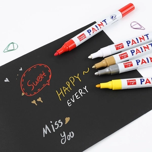 Multi-color 2.8mm paint markers set for graffiti and industrial marking on dark paper