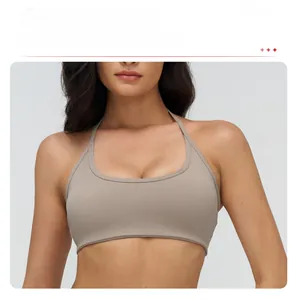 Détail du tissu brossé haute élasticité et du décolleté en U profond de ce soutien-gorge