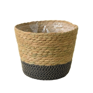 Natural seagrass woven plant basket with black contrast and waterproof plastic lining