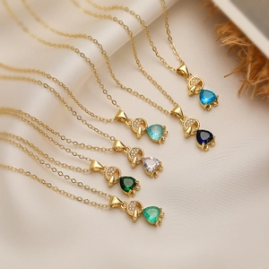 Boy Girl Heart Zirconia Pendant Necklace 18K Gold Plated Copper Polished Shiny Clavicle Chain Jewelry For Women