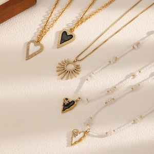 Stainless Steel Heart Pendant Necklace With Sparkling Rhinestone Enamel Drip Oil Gold Plated Chain For Women Elegance