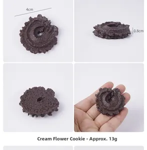 Detailed size view of a 4cm chocolate butter flower cookie model for backpack charms