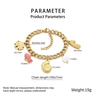 Détails du bracelet en acier inoxydable doré avec breloques hippocampe et coquillage