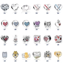 Vista de 24 abalorios de plata S925 con circonitas brillantes para pulseras y collares