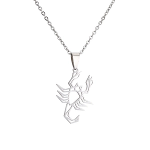 Collier scorpion minimaliste en acier inoxydable argenté avec design géométrique origami
