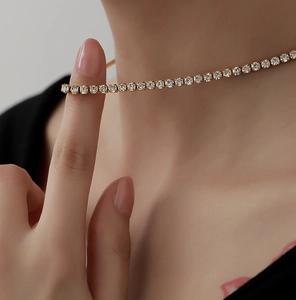 Elegante 18K vergoldete Schlangenkette mit funkelnden runden Zirkonia Kristallen