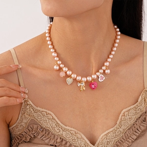 Doux Collier De Künstliche Perles Rose Et Boucles D'Oreilles Cœur Nœud Avec Silver Earring Post Alliage Strass Bijoux Pour Femmes Filles