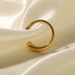 Minimalist 18K gold plated stainless steel open ring with a teardrop waterdrop design