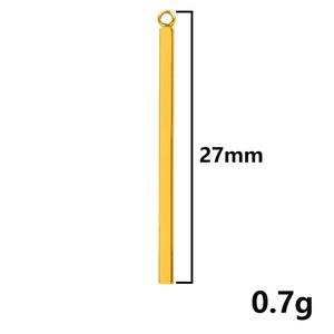 Detail view of 27mm gold bar pendant in stainless steel with 0.7g weight specification