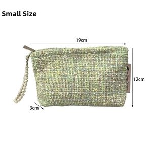 Small size tweed cosmetic pouch with pearl zipper, dimensions 19cm x 12cm x 3cm