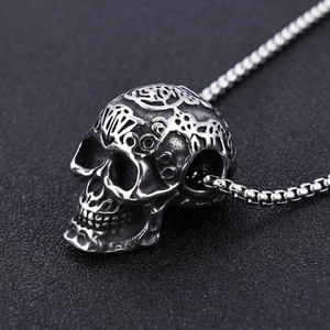 Punk style stainless steel skull pendant necklace with box chain for men daily wear