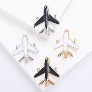 Airplane Brooch Pin Alloy Enamel Rhinestone Fashion Creative Suit Lapel Badge Individual Unisex Accessory