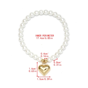 Detailed size parameters for pearl bracelet with a golden heart pendant and inner perimeter