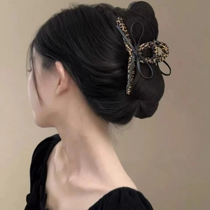 Grande pince à cheveux élégante avec nœud imprimé léopard pour coiffure chignon femme