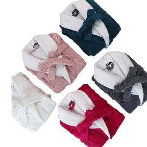 Thick double-layer flannel bathrobe for winter featuring knit texture and fleece lining