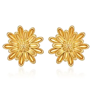 Daisy Stud Earrings 18K Gold Plated Stainless Steel Floral Flower Design Minimalist Dainty For Women