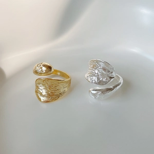 Minimalist double layer 925 silver rings with handcrafted hammer texture in gold and silver
