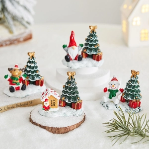Miniature Christmas Resin Ornaments Desktop Snow House Tree Santa Claus Gnomes Micro Landscape Holiday Decor