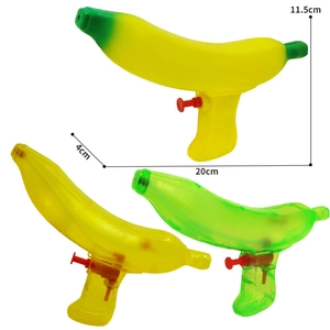 Funny banana-shaped water squirt gun toy for summer outdoor play, 20cm length size