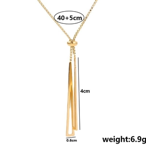 Adjustable rose gold Y-necklace with triangular tassel pendant and chain size details