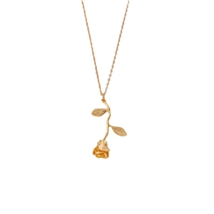 Vintage 3D golden rose pendant necklace with detailed floral texture on a fine chain