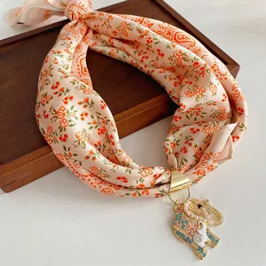 Vintage Elefanten Anhänger Schal Halskette Mit Strass Und Künstliche Perlenimitat Floral Satinnstoff Schmuck Für Damen