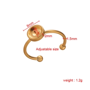 Adjustable golden stainless steel ring base with 8mm round tray dimensions and size labels