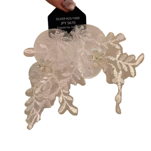 Elegant white lace flower tassel earrings with 925 silver needles for vacation style