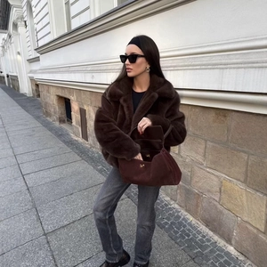 Women Faux Fur Jacket Brown Short Length Lapel Collar Long Sleeve Streetwear Trendy Chic Autumn Winter Outerwear