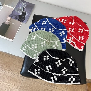Handmade Crochet Flower Bucket Hat For Women Vintage Acrylic Knit Sun Basin Hat Boho Style Foldable Summer Beach Hat