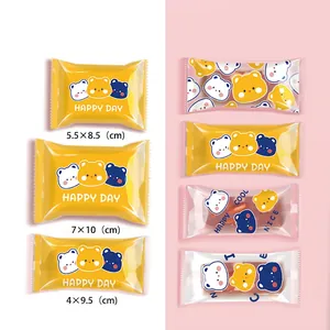 Cartoon cookie packaging bags for nougat and candy with bear patterns in three sizes
