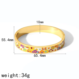 Detailed size specifications of 18K gold plated enamel bangle showing 10mm width and 34g weight