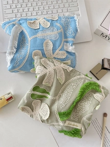 Floral embroidery makeup bags in blue and green, large capacity cosmetic storage pouches