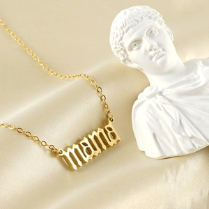 Collier maman en acier inoxydable doré sur soie beige avec un buste blanc