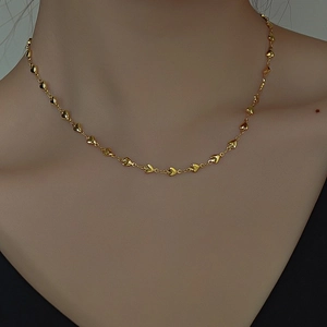 Elegant 18K gold-plated necklace for women featuring a series of linked heart-shaped charms