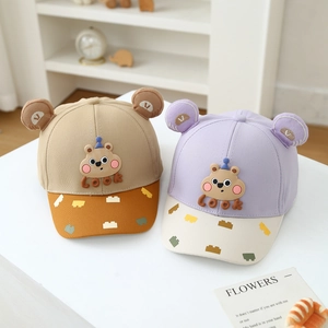 Kinder-Baseballkappe mit süßen Bärenohren und Cartoon-Patches in Khaki und Lila