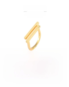 Detail view of gold S925 sterling silver ring showing 2.96g weight and adjustable opening