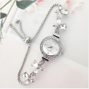 Fashion Flower Rhinestone Leaf Women Bracelet Watch Adjustable Pull-out Strap Small Dial Quartz Watch Jewelry Watch For Ladies